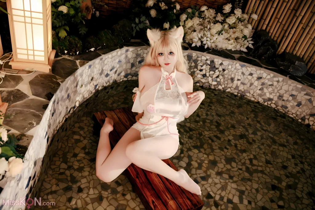 Coser@阿雪雪: 温泉狐狸 (57 photos + 1 video)