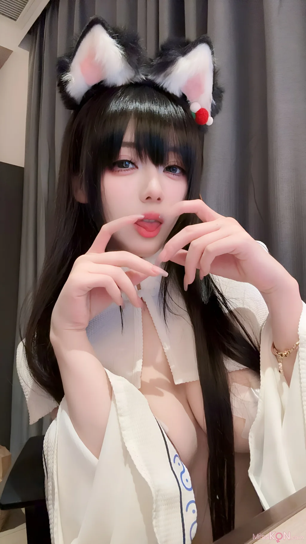Coser@九言: 2025年06月 抖音会员专属 (43 photos + 7 videos) – Page 3