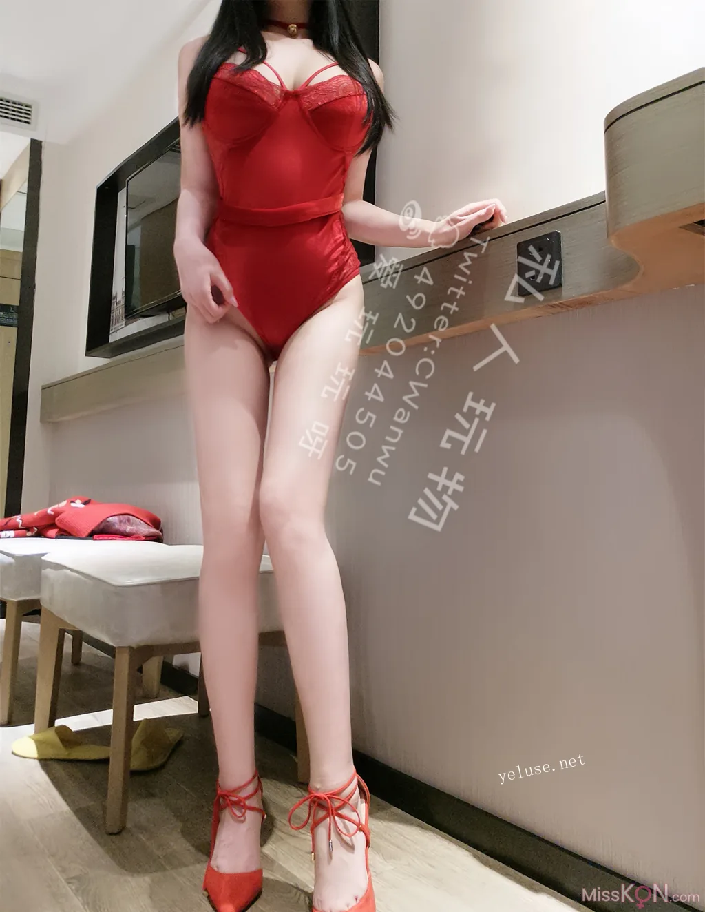 Coser@私人玩物: 爆乳红色情趣内衣 (17 photos + 2 videos) – Page 2