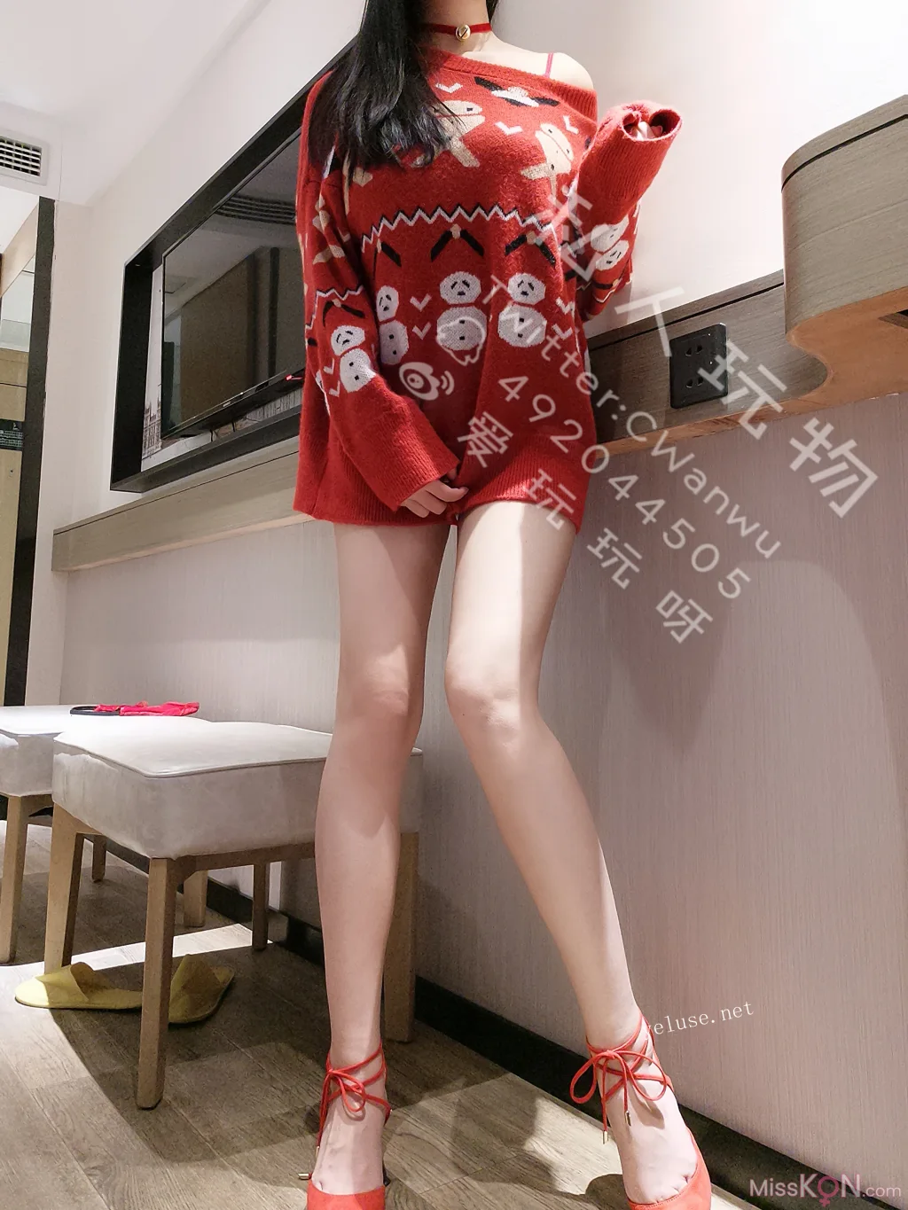 Coser@私人玩物: 爆乳红色情趣内衣 (17 photos + 2 videos) – Page 2