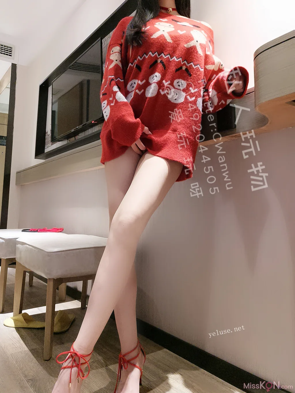 Coser@私人玩物: 爆乳红色情趣内衣 (17 photos + 2 videos) – Page 2