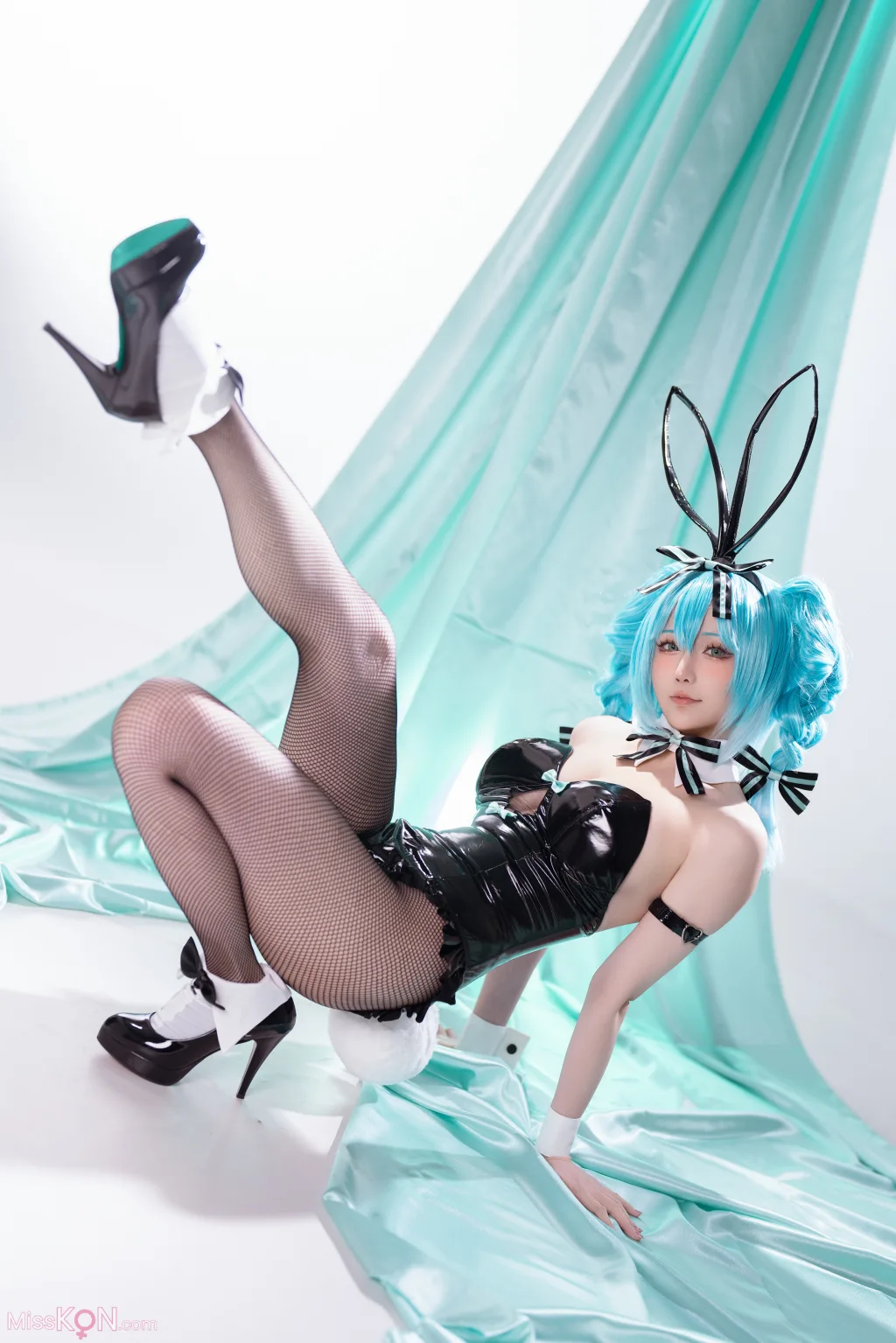 Coser@星之迟迟Hoshilily: 初音未来 兔女郎 (44 photos + 1 video)