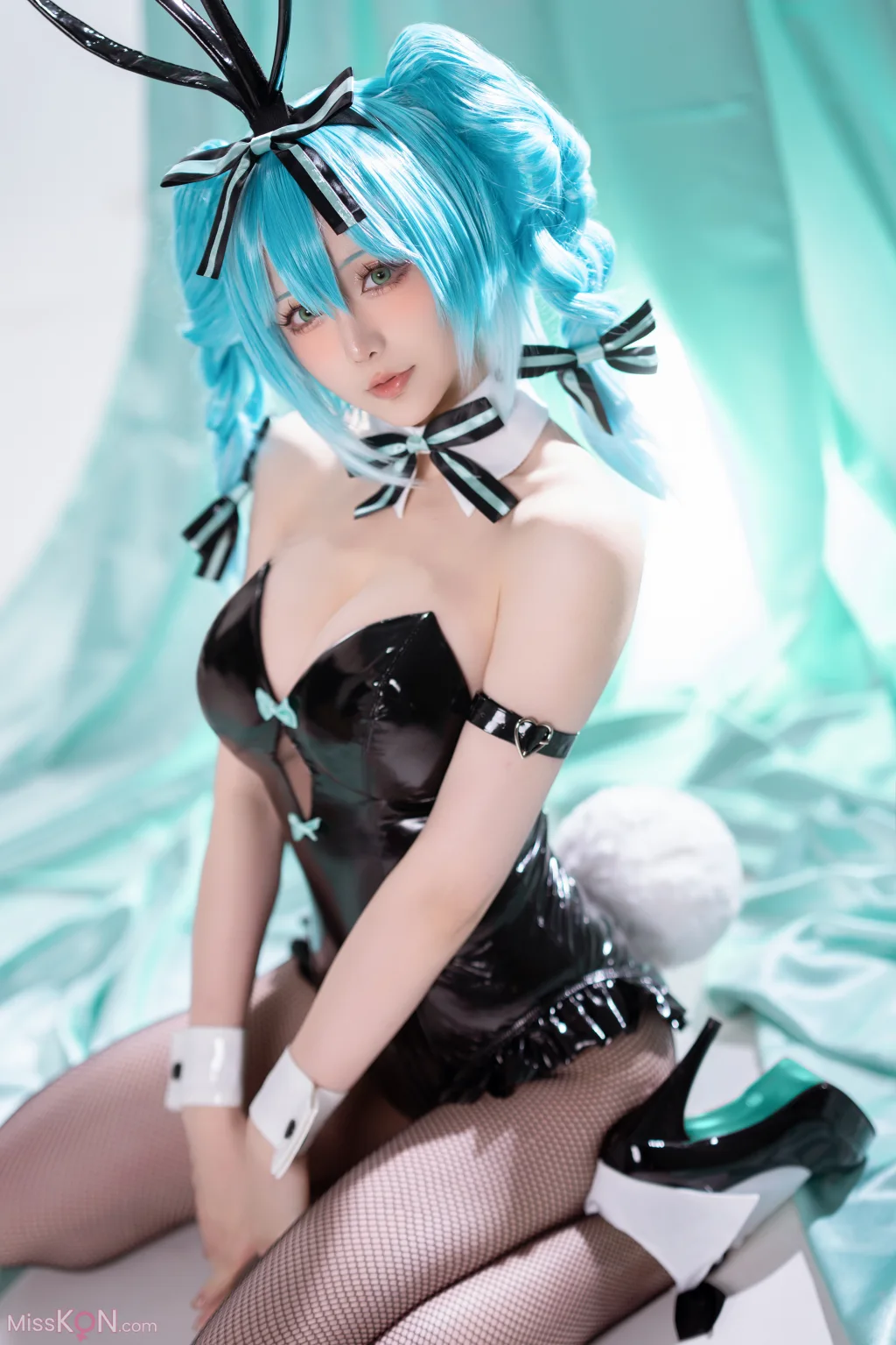 Coser@星之迟迟Hoshilily: 初音未来 兔女郎 (44 photos + 1 video) – Page 2
