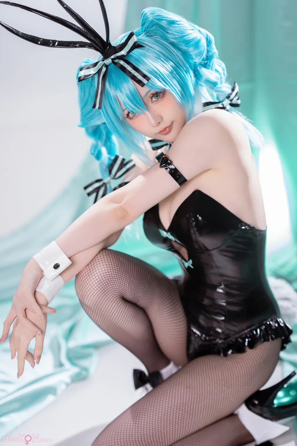 Coser@星之迟迟Hoshilily: 初音未来 兔女郎 (44 photos + 1 video) – Page 2