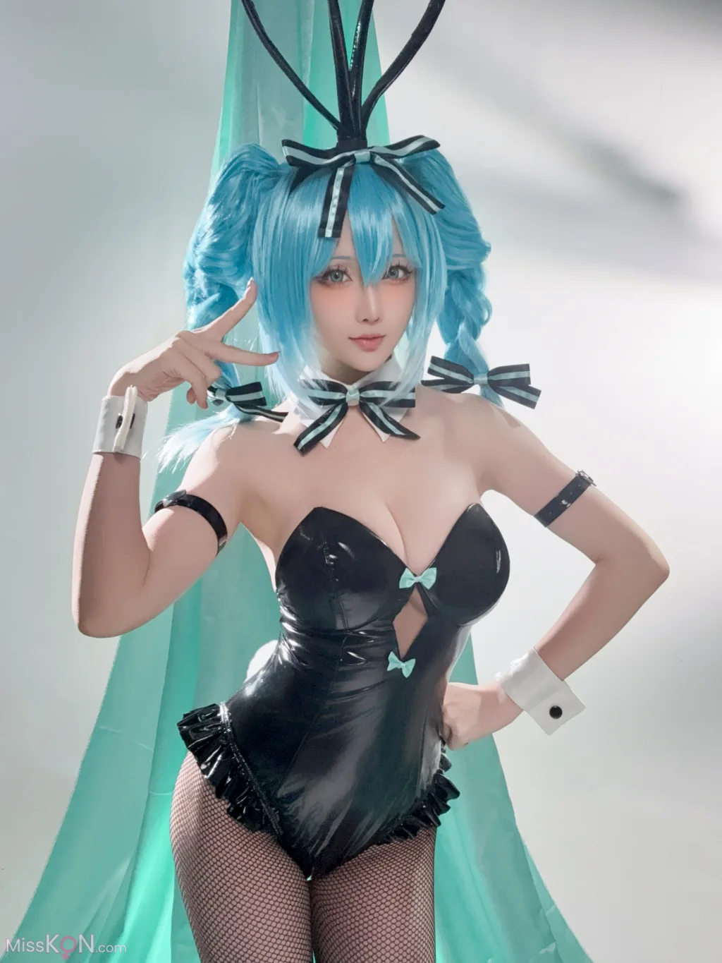 Coser@星之迟迟Hoshilily: 初音未来 兔女郎 (44 photos + 1 video) – Page 3