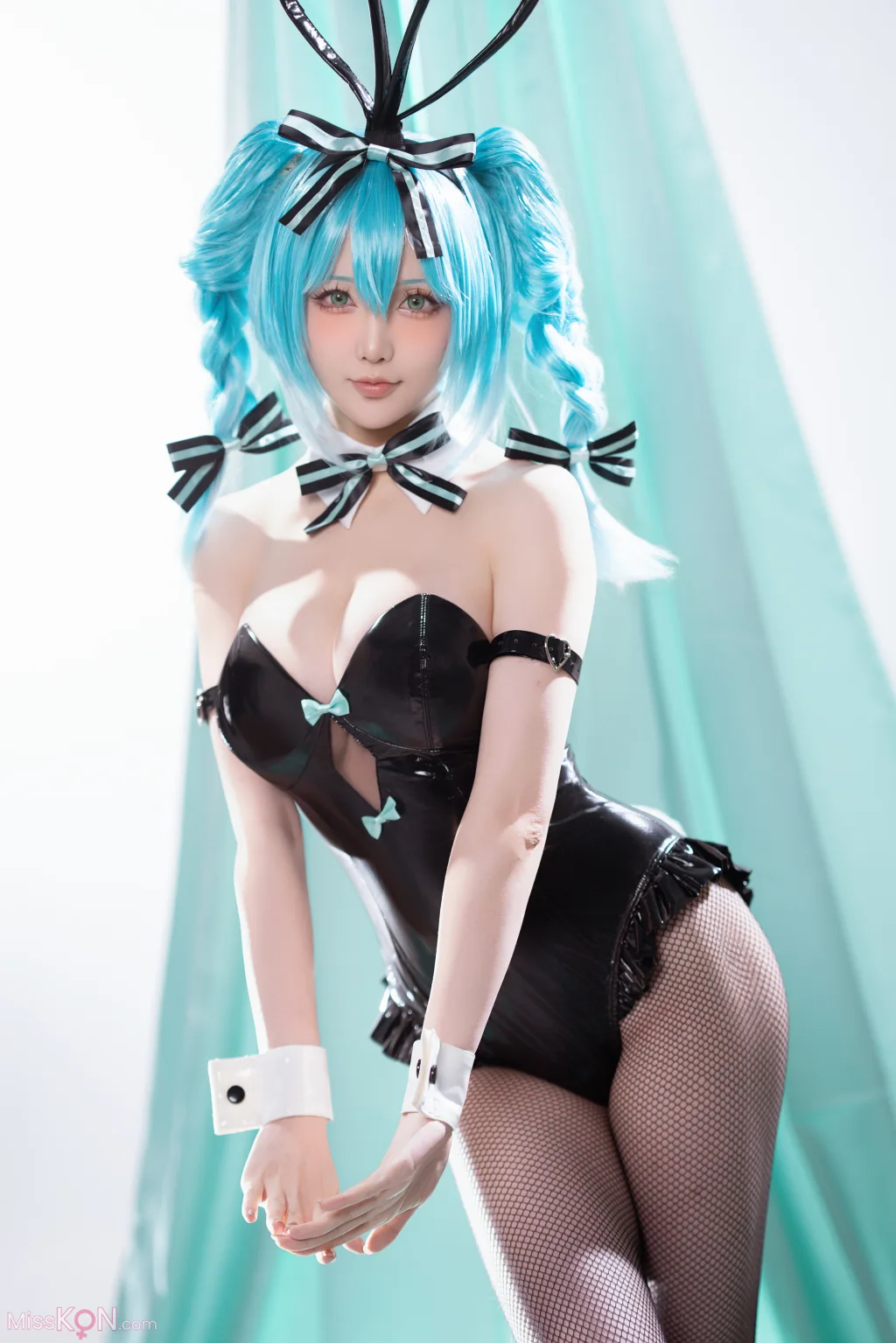 Coser@星之迟迟Hoshilily: 初音未来 兔女郎 (44 photos + 1 video) – Page 3