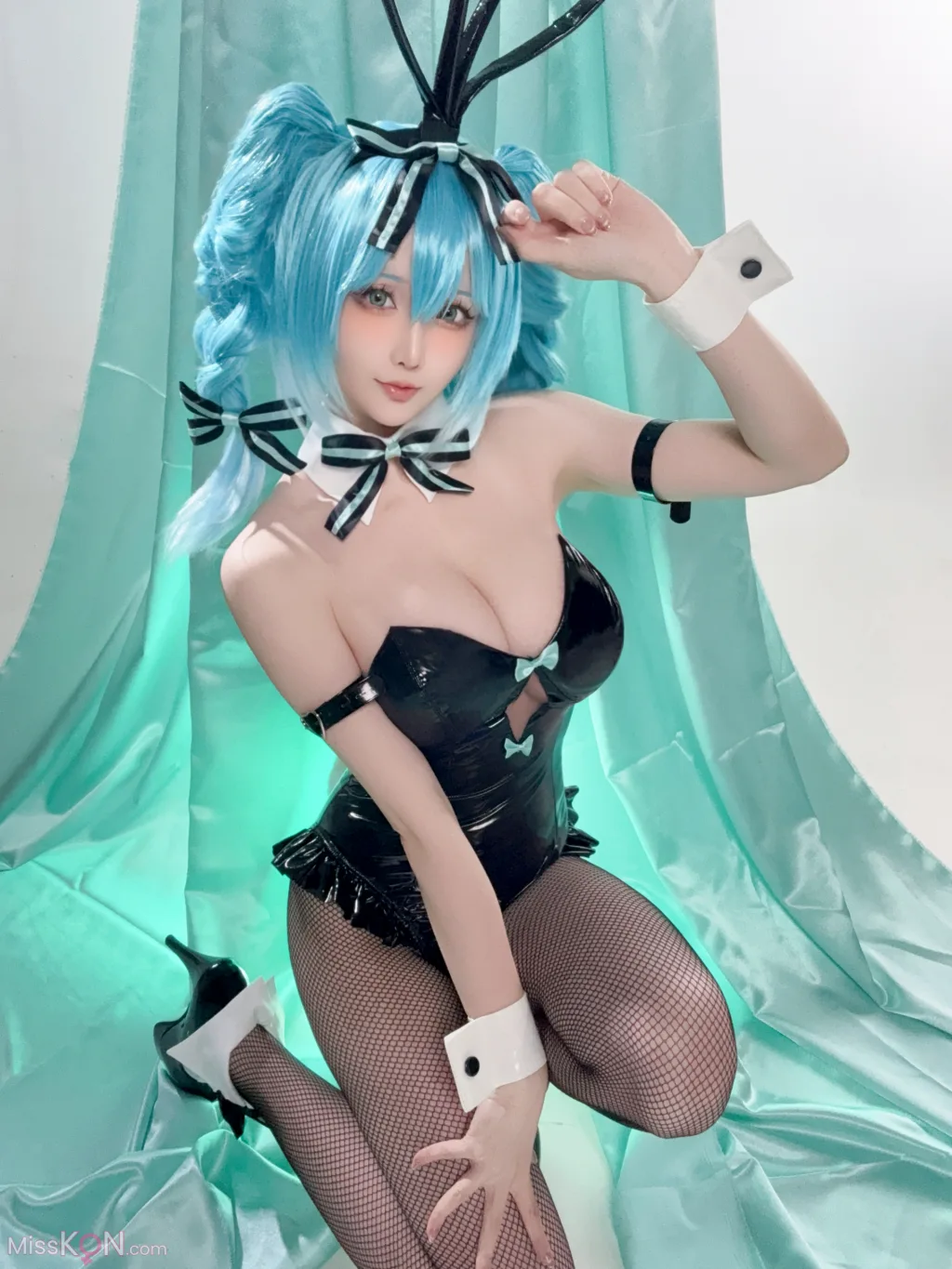 Coser@星之迟迟Hoshilily: 初音未来 兔女郎 (44 photos + 1 video) – Page 3