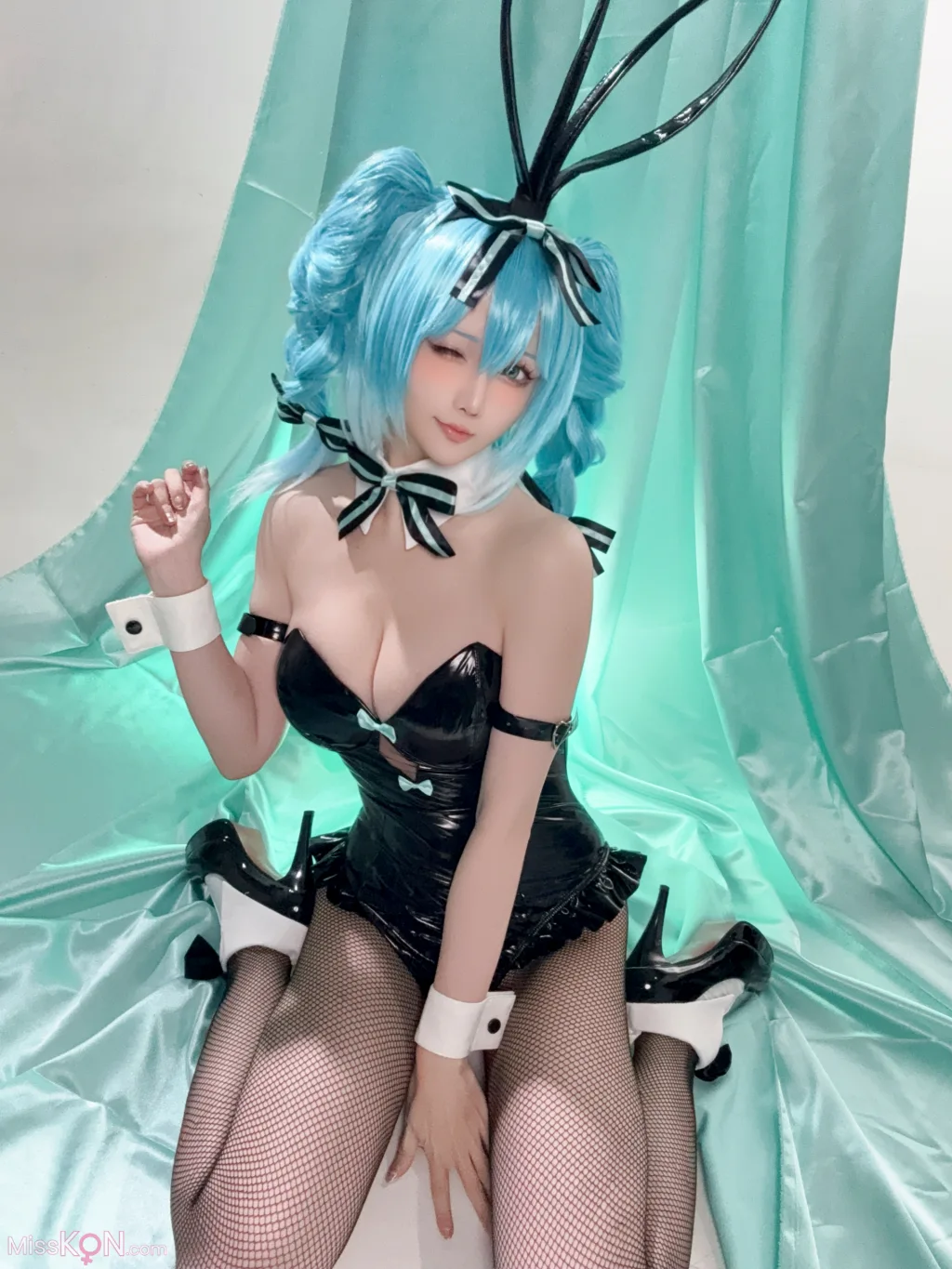 Coser@星之迟迟Hoshilily: 初音未来 兔女郎 (44 photos + 1 video) – Page 3