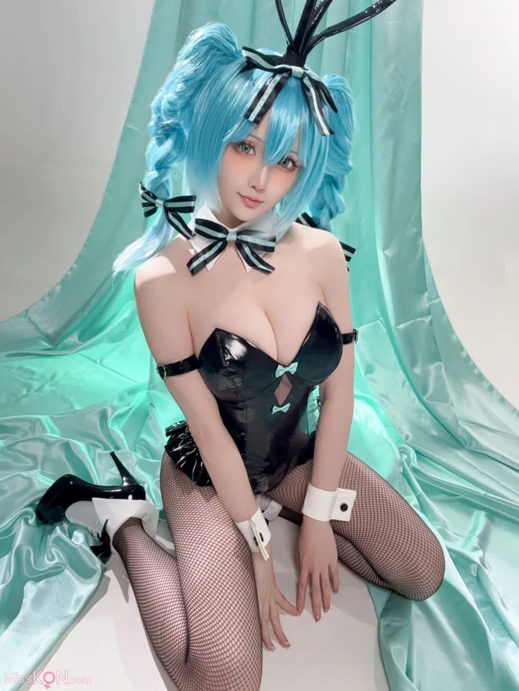 Coser@星之迟迟Hoshilily: 初音未来 兔女郎 (44 photos + 1 video) – Page 3