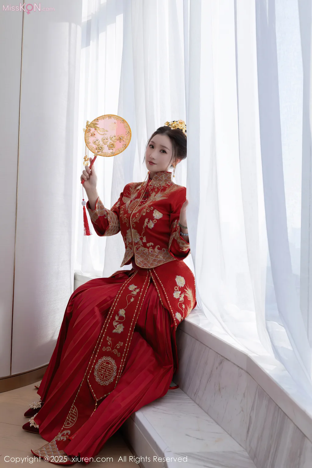 XIUREN No.9811 – 9825 (1215 photos)