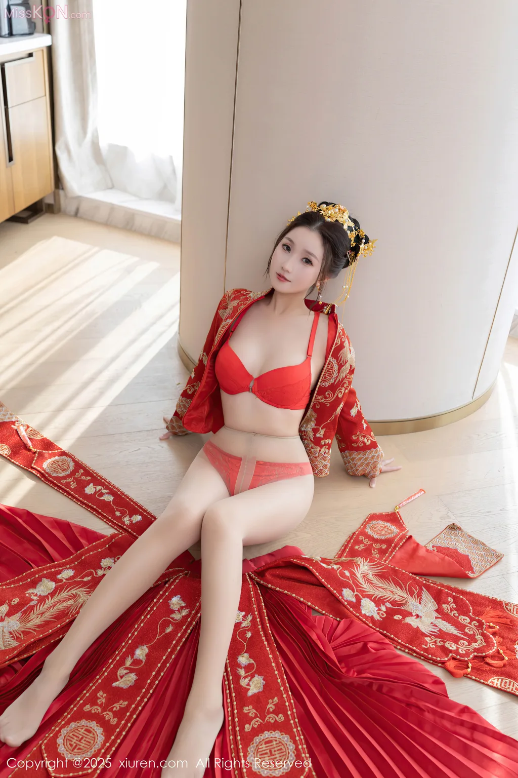 XIUREN No.9811 – 9825 (1215 photos)