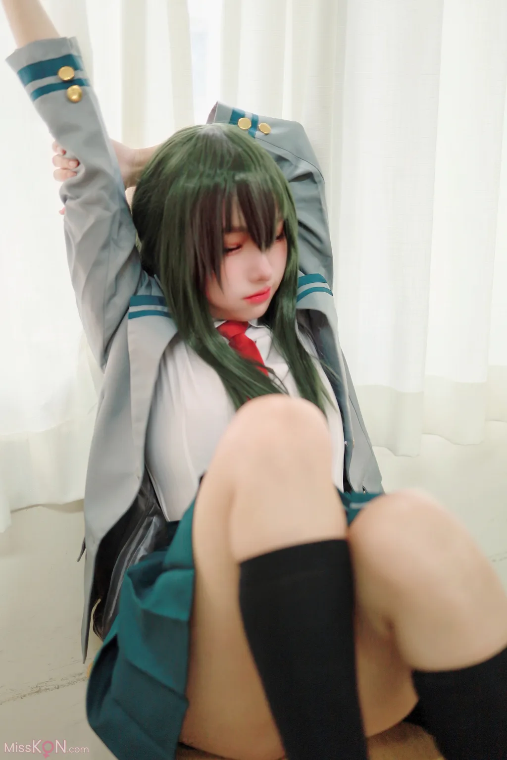 Coser@慕慕Momo: 蛙吹梅雨 學生服 Asui Tsuyu (27 photos)