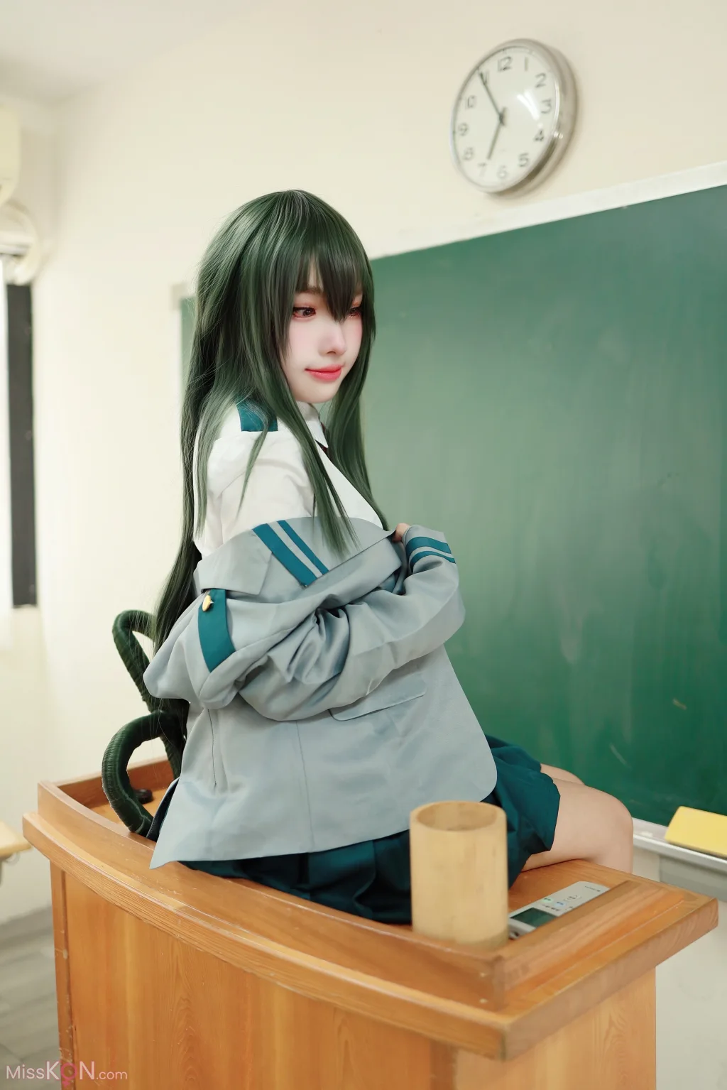 Coser@慕慕Momo: 蛙吹梅雨 學生服 Asui Tsuyu (27 photos) – Page 2