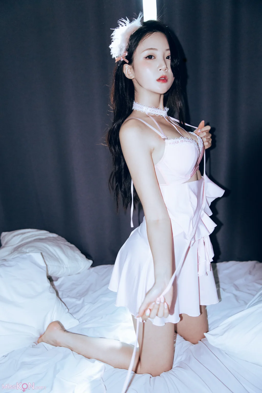 Hanseul: Black Swan (58 photos) – Page 2