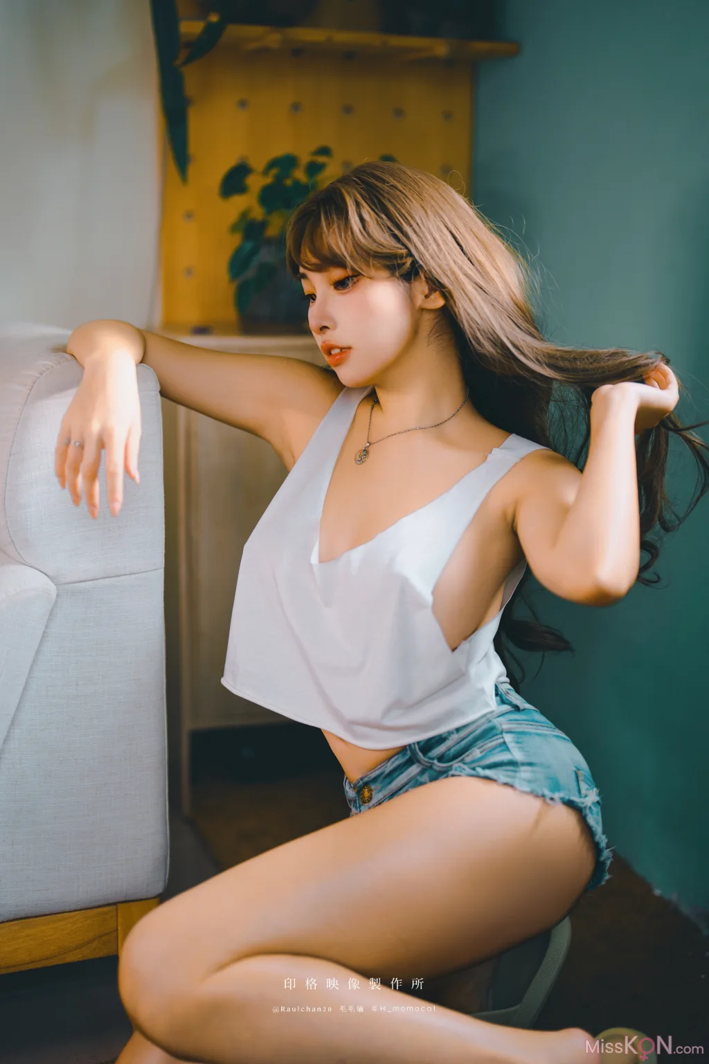 Coser@慕慕Momo: 新婚後不斷誘惑我的妻子 (57 photos) – Page 2