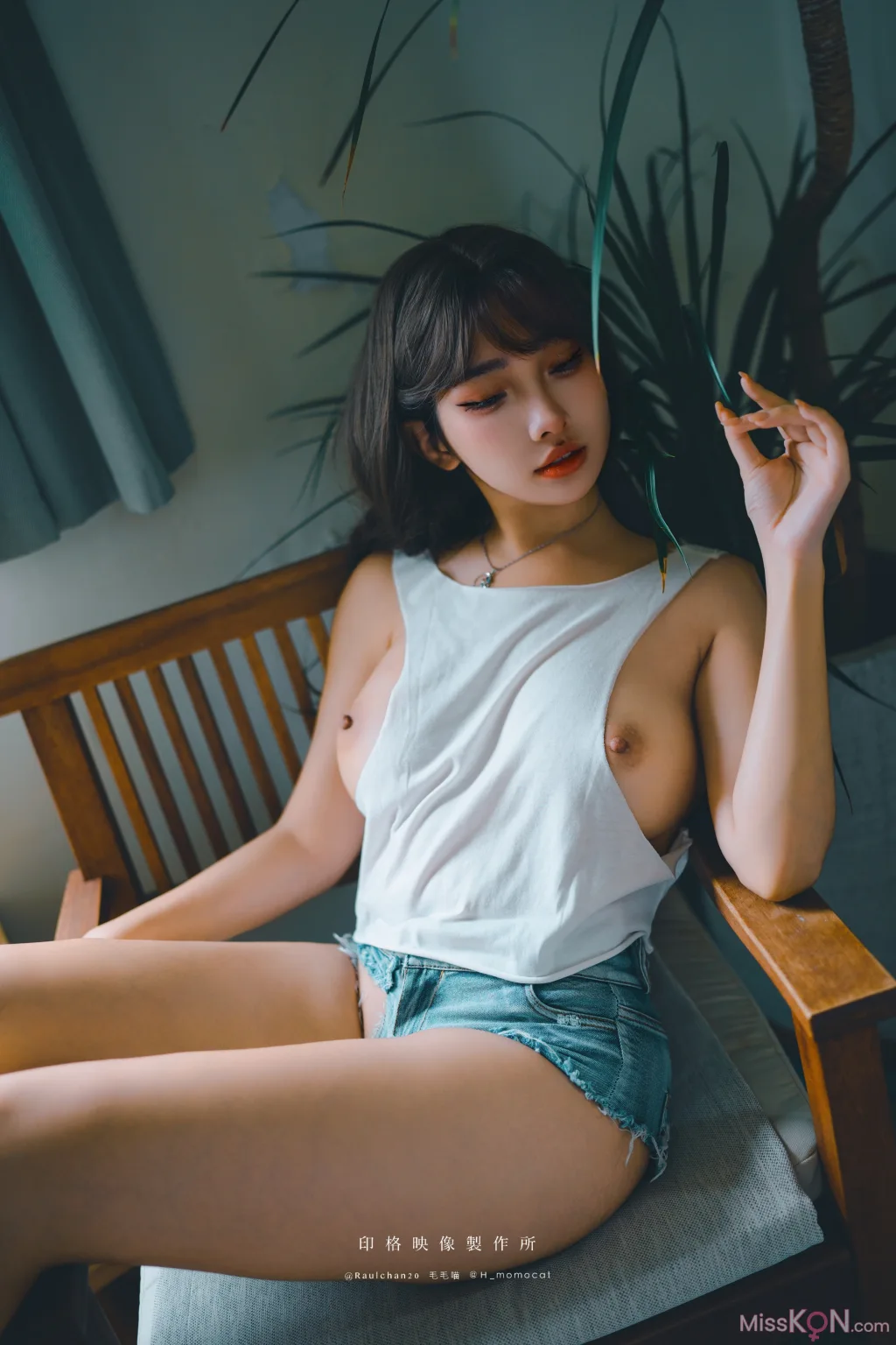 Coser@慕慕Momo: 新婚後不斷誘惑我的妻子 (57 photos) – Page 3