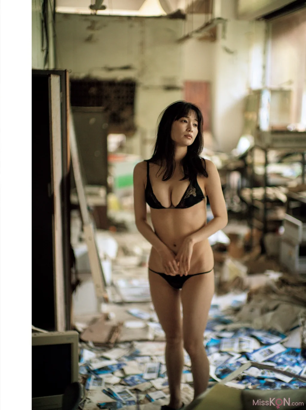 [JP] Arisa Deguchi (出口亞梨沙): 写真集 Ｅｓｓｅｎｃｅ (116 photos) – Page 3