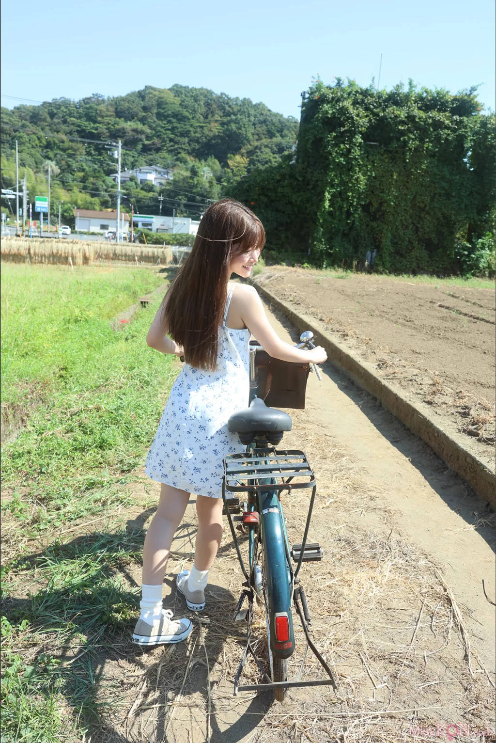 [JP] Rui Takanashi (小鳥遊るい): 翼がなくても　ＦＲＩＤＡＹデジタル写真集 (59 photos)