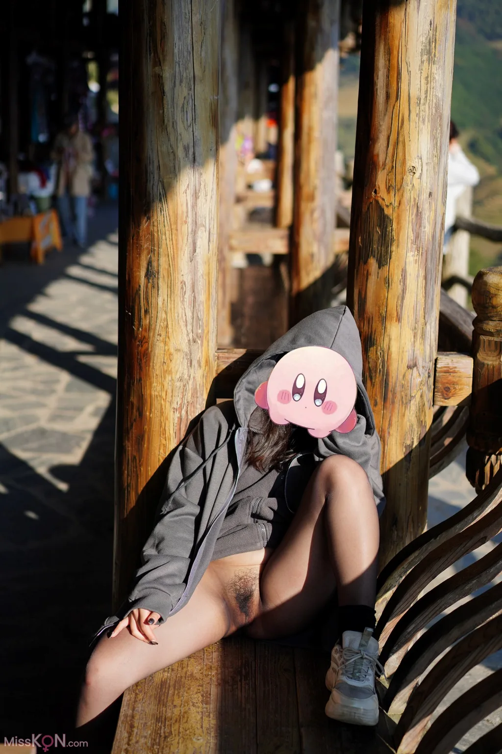 蹲蹲王(dundunyiyayo): 户外露出福利姬 蹲蹲王奇遇记 (86 photos + 14 videos) – Page 2