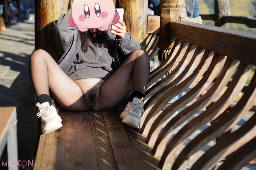 蹲蹲王(dundunyiyayo): 户外露出福利姬 蹲蹲王奇遇记 (86 photos + 14 videos) – Page 2