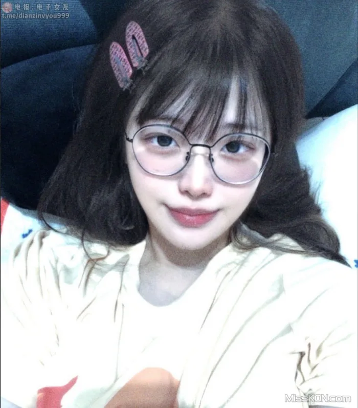 yunalu5211: 自购高价门槛 台湾最强豪乳福利姬 高颜涩涩写真 (133 photos + 39 videos) – Page 4