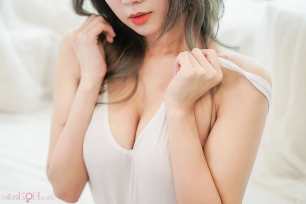 Koby: Photobook Vol.4 (40 photos) – Page 2