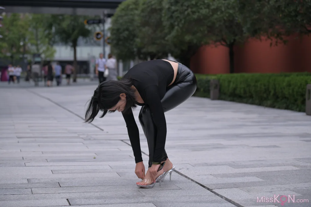[精选街拍作品] MJ-018: 揣测 皮裤 (179 photos + 3 videos)