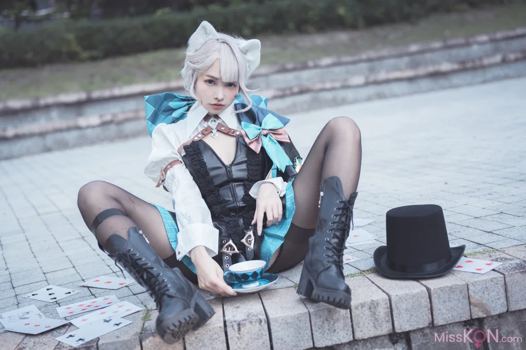 Coser@慕慕Momo: 原神 Genshin 琳妮特的色情魔術 室外 (34 photos) – Page 2