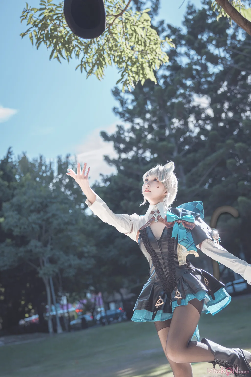 Coser@慕慕Momo: 原神 Genshin 琳妮特的色情魔術 室外 (34 photos) – Page 3