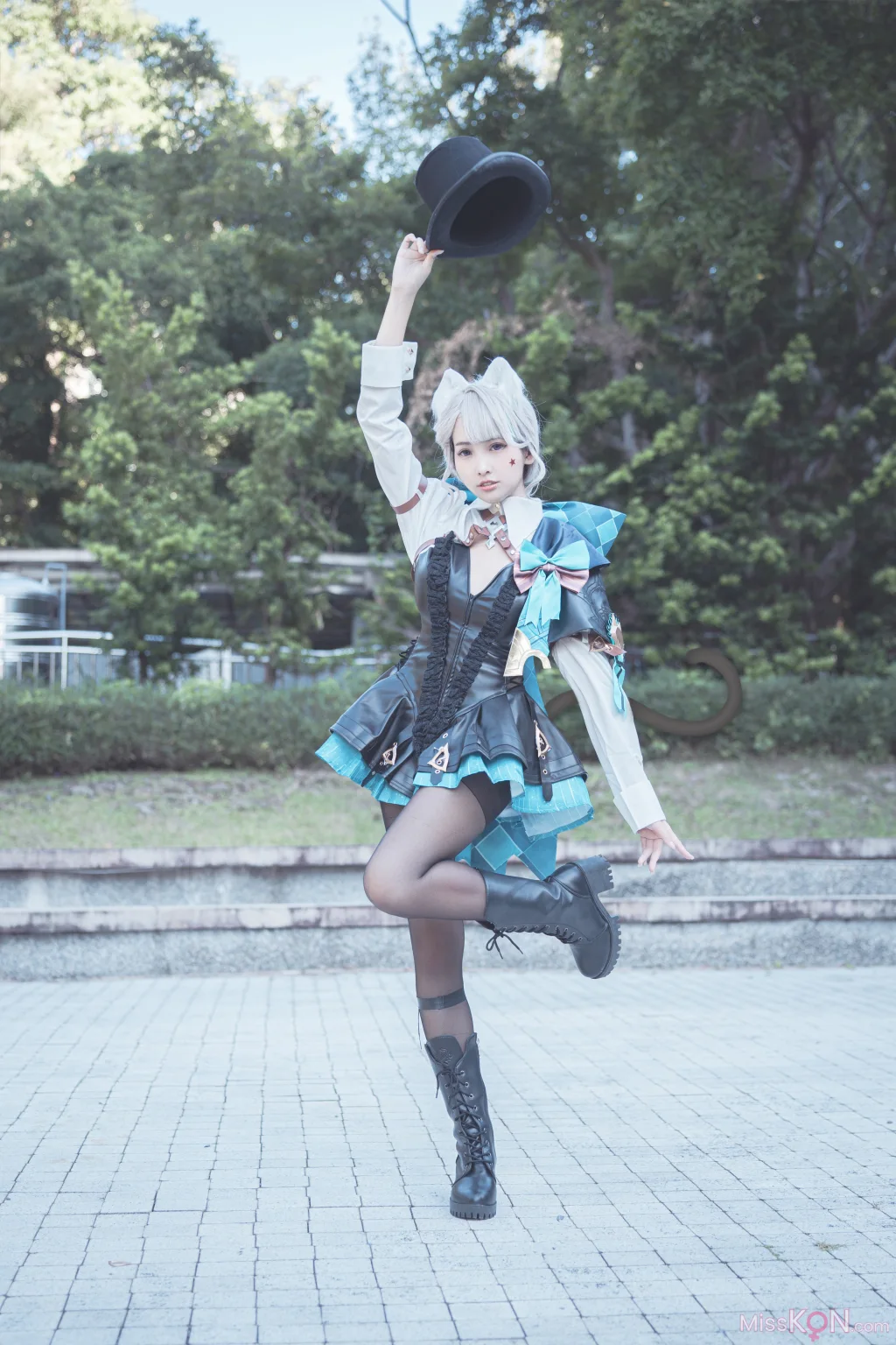 Coser@慕慕Momo: 原神 Genshin 琳妮特的色情魔術 室外 (34 photos) – Page 3