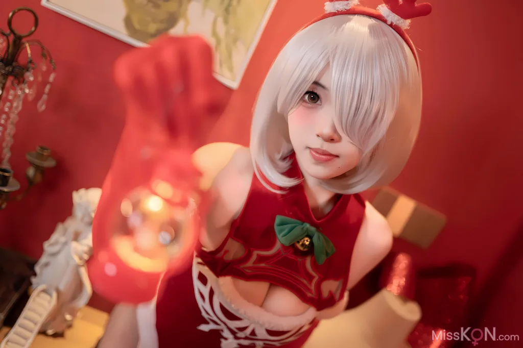Coser@Bangni邦尼: 圣诞尼尔 红裙御姐 (132 photos)