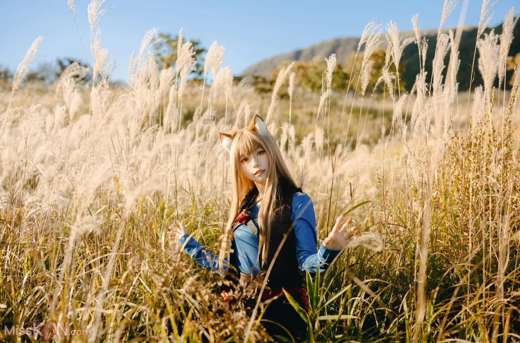 Coser@Ely_eee (ElyEE子): Soft Glow 狼與暖陽 (52 photos + 1 video)
