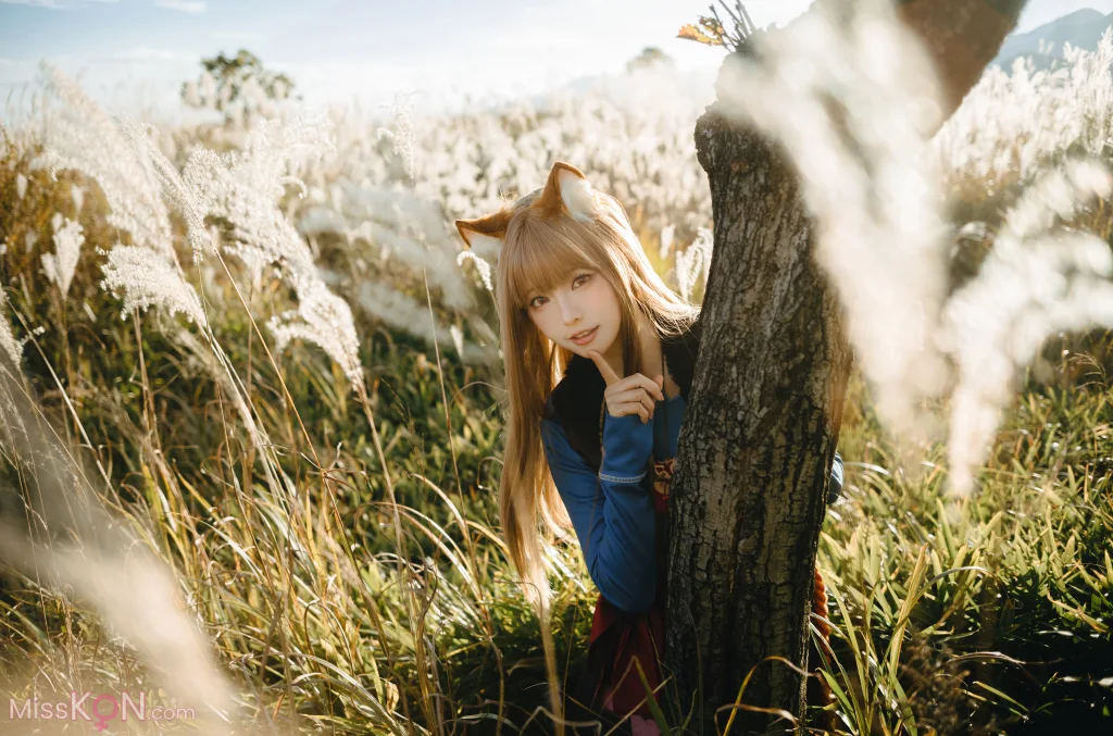 Coser@Ely_eee (ElyEE子): Soft Glow 狼與暖陽 (52 photos + 1 video)