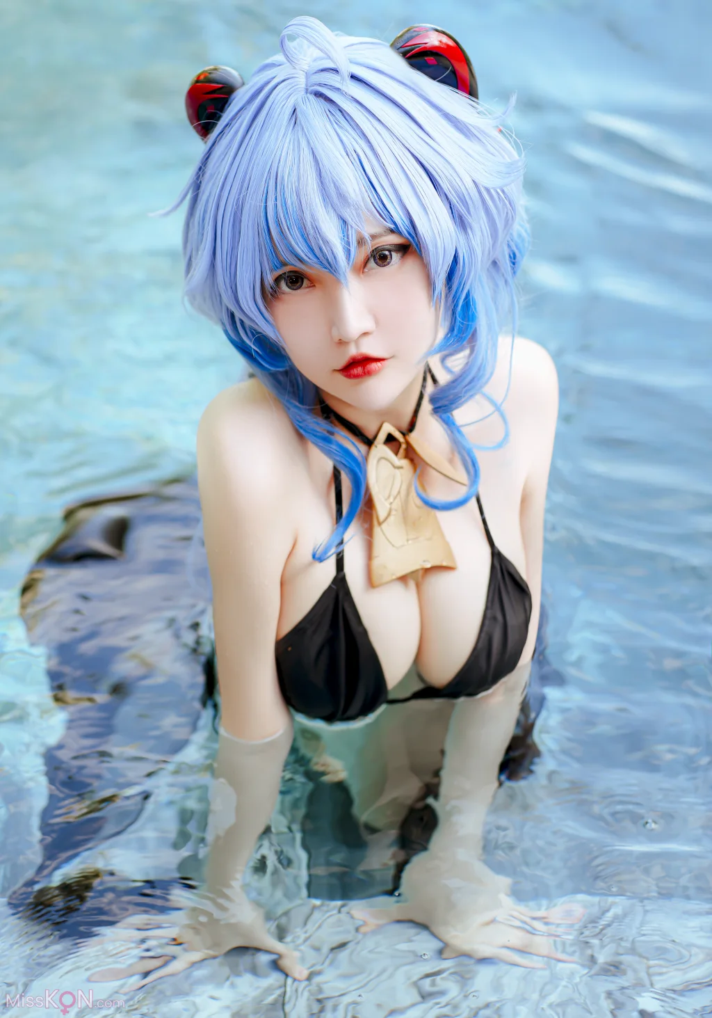 Coser@Potato Godzilla: Ganyu Bikini (15 photos)