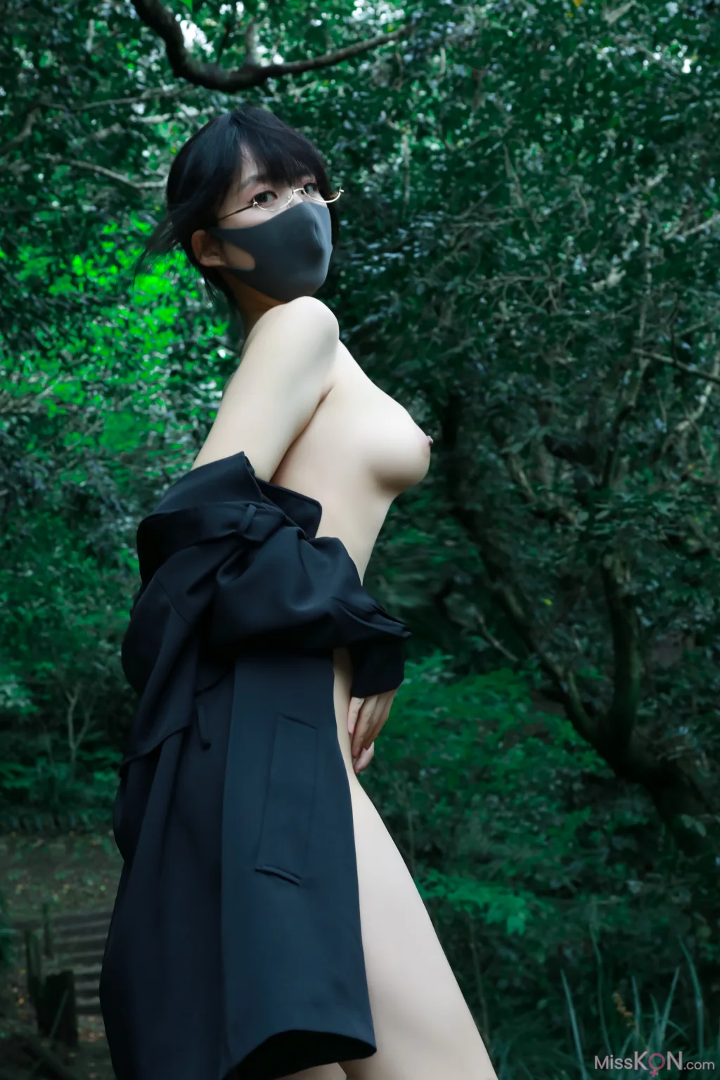 李佳: 户外OL (43 photos) – Page 2