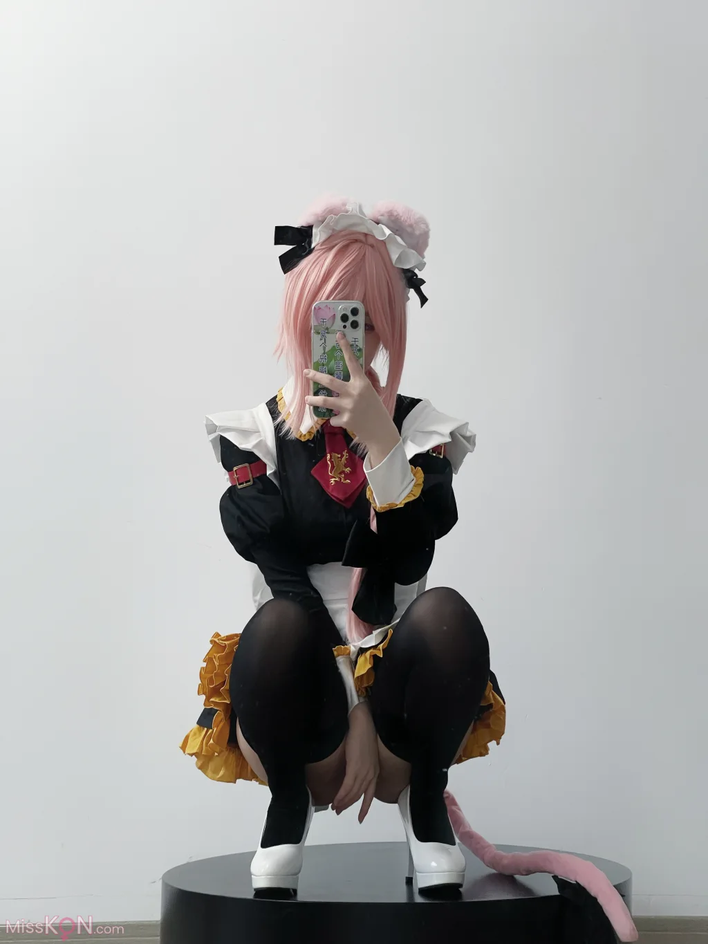 Coser@幼愛Youmeko: 阿斯托尔福女仆 (56 photos) – Page 2