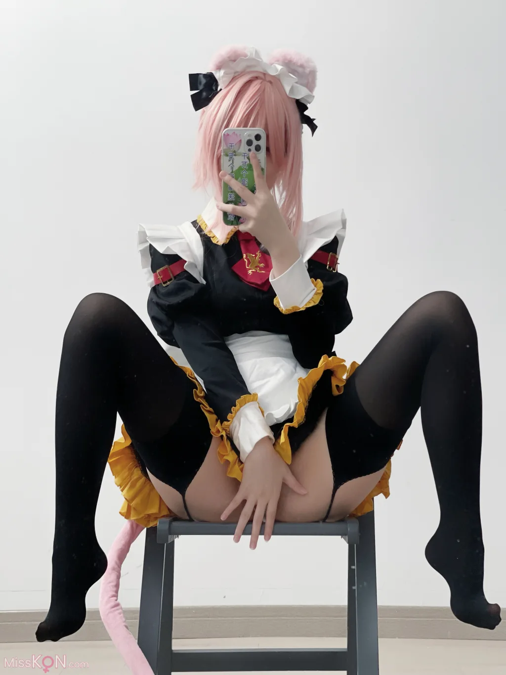 Coser@幼愛Youmeko: 阿斯托尔福女仆 (56 photos) – Page 3