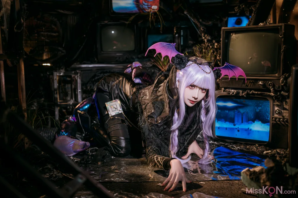 Coser@源纱希喵喵喵: 狮蝎 (23 photos)