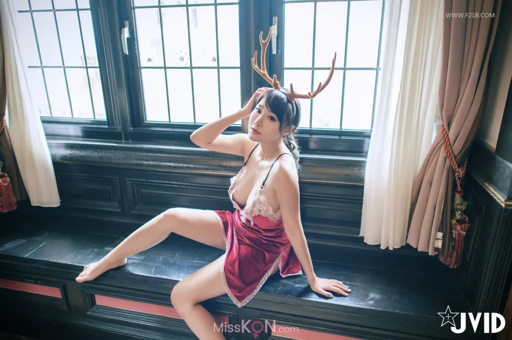 [JVID] Lele 樂樂:【全輯上空無碼】巨乳女神 樂樂－鹿角女孩的報恩！ (161 photos)