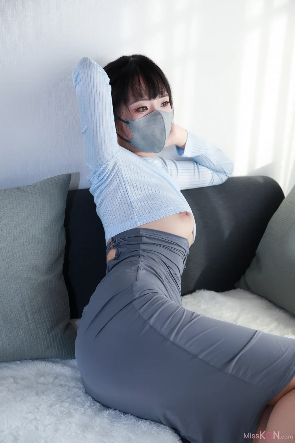 李佳: 吉他妹妹 (81 photos)