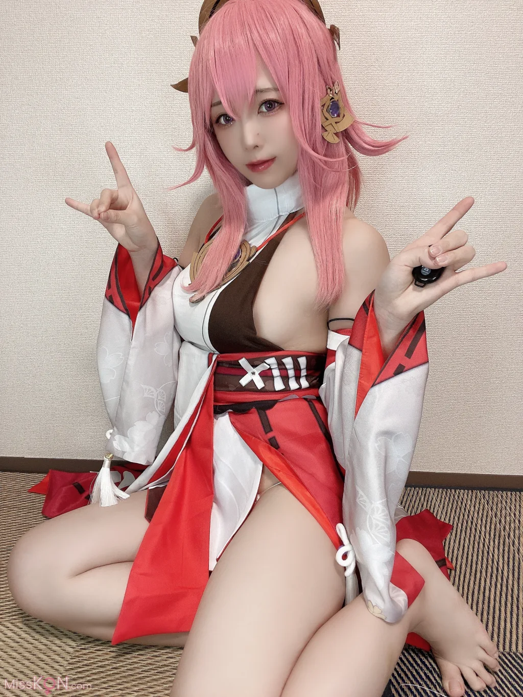 Coser@Rizuna: 八重神子 (90 photos)