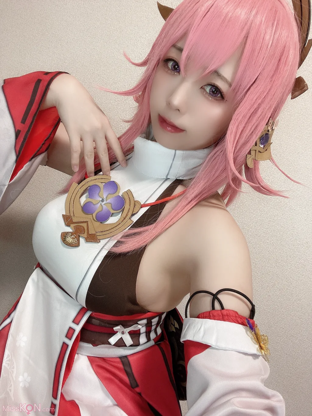 Coser@Rizuna: 八重神子 (90 photos)