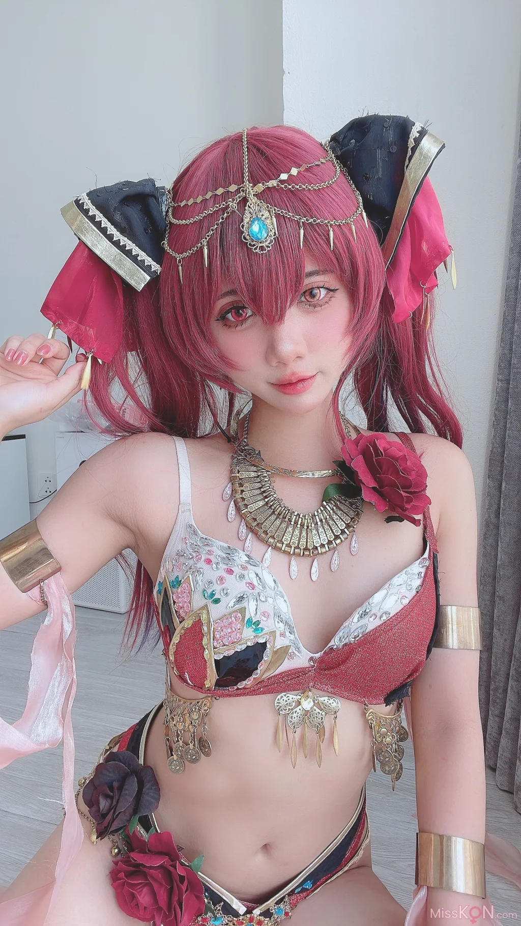 Coser@PoppaChan: Marine Houshou (109 photos + 9 videos)
