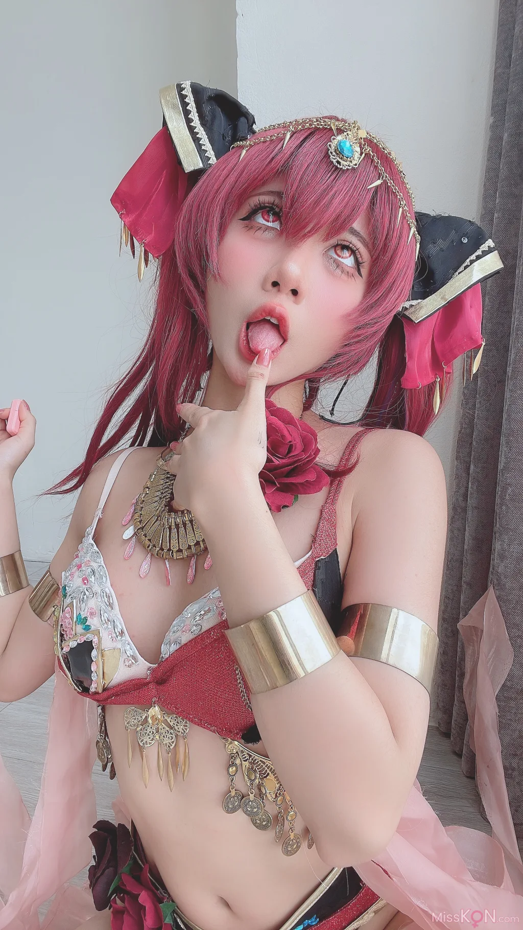Coser@PoppaChan: Marine Houshou (109 photos + 9 videos)