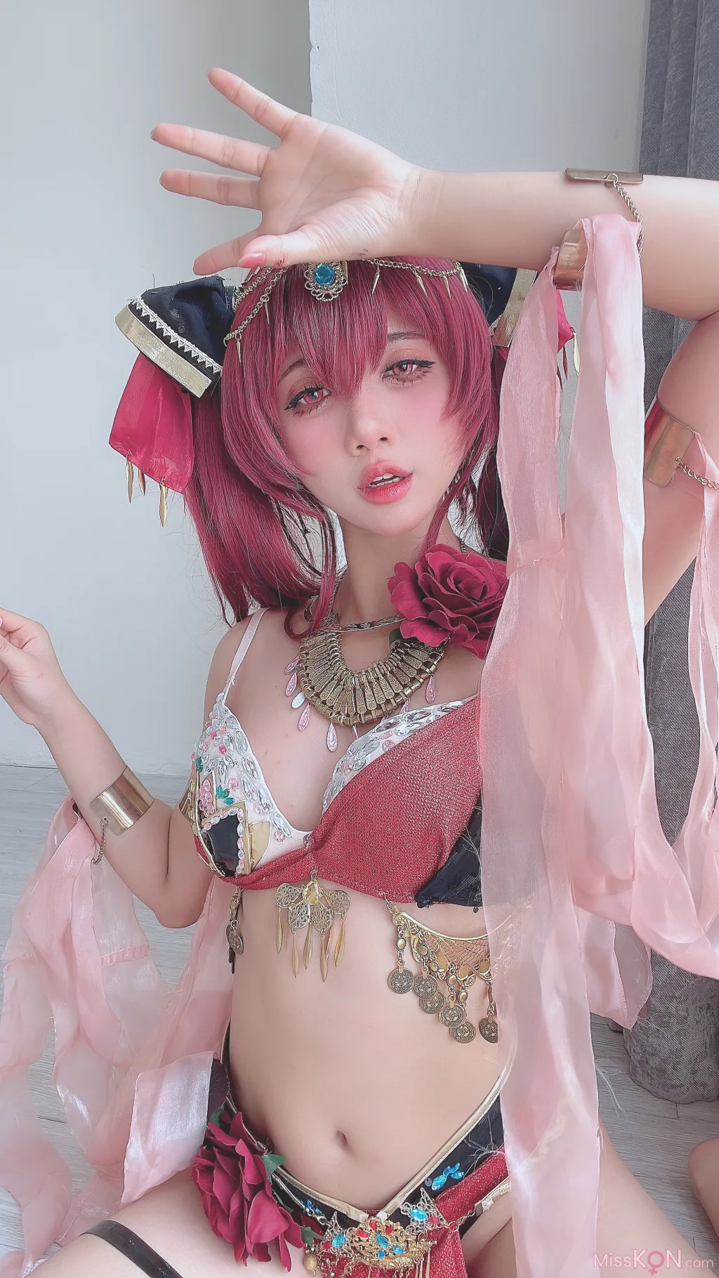 Coser@PoppaChan: Marine Houshou (109 photos + 9 videos)