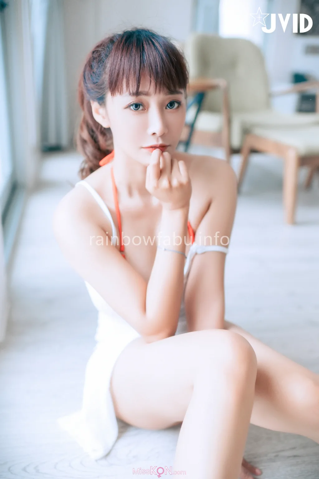 [JVID] Lele 樂樂: 濕身露出豪乳 開腿露鮑 誘惑丈夫下屬😈後入猛撞 暴力巨乳搖晃🎬淫蕩人妻濕身誘惑 (290 photos + 1 video) – Page 4