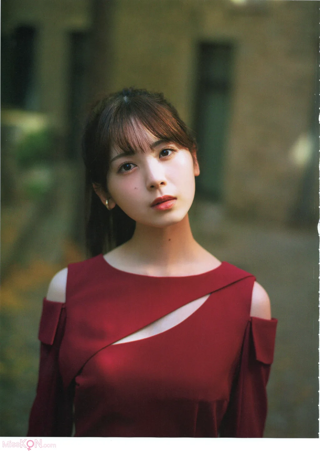 [JP] Ayame Tsutsui (筒井あやめ) 乃木坂46: 筒井あやめ 1st写真集 感情の隙間 (170 photos)
