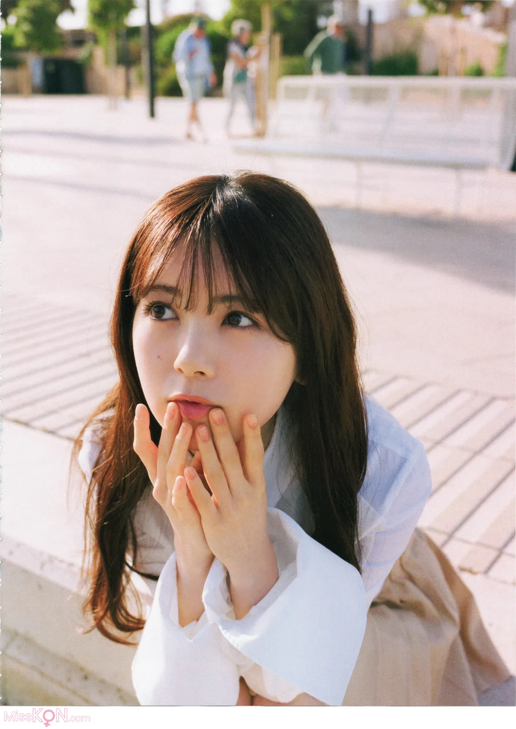 [JP] Ayame Tsutsui (筒井あやめ) 乃木坂46: 筒井あやめ 1st写真集 感情の隙間 (170 photos)