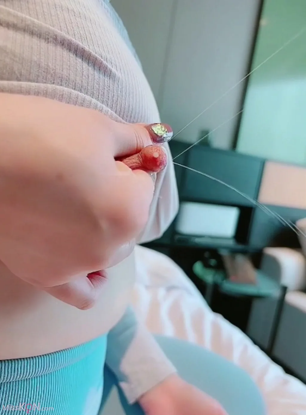 [XR Uncensored] 白洁Bseeie: R18 秀人网模特 蓝色瑜伽裤 (101 photos + 6 videos) – Page 6