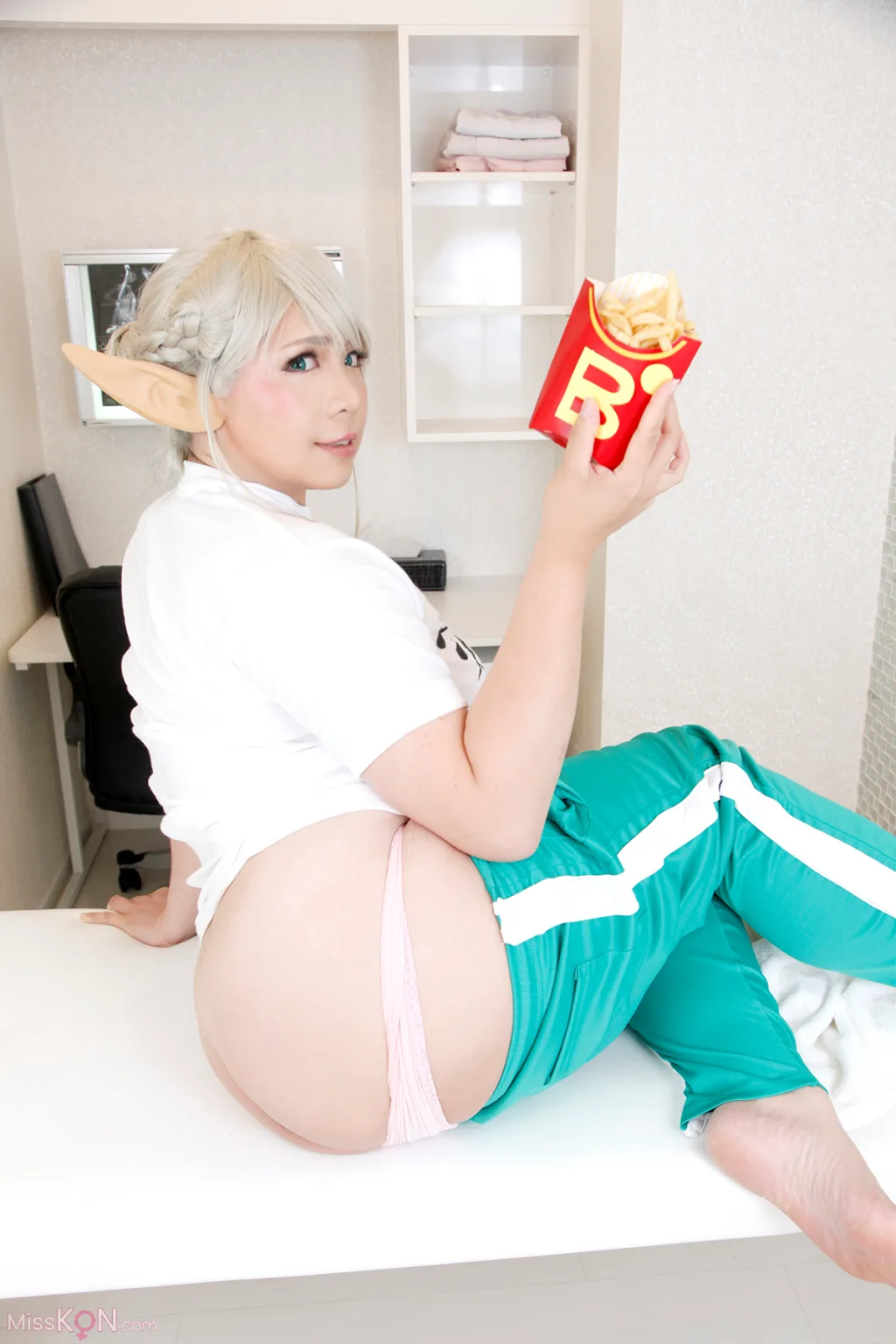 Coser@蝶月真綾: ポテトが止まらない。 (102 photos + 3 videos) – Page 2